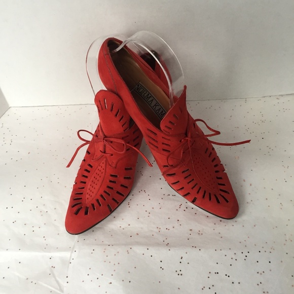 Vintage Norma Kamali Red Suede Laser Cut Oxford 8M - Picture 6 of 8